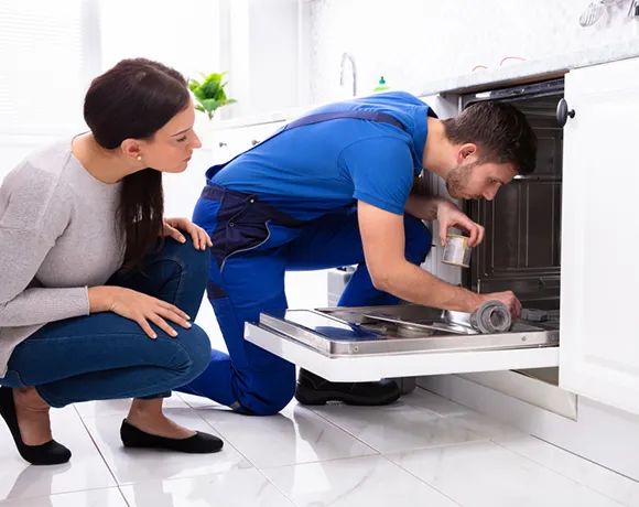 Certified dishwasher repair technicians offering fast solutions for leaks, temperature issues, and drainage malfunctions.